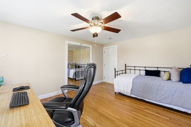 98 Blossomcrest Rd, Lexington, MA 02421