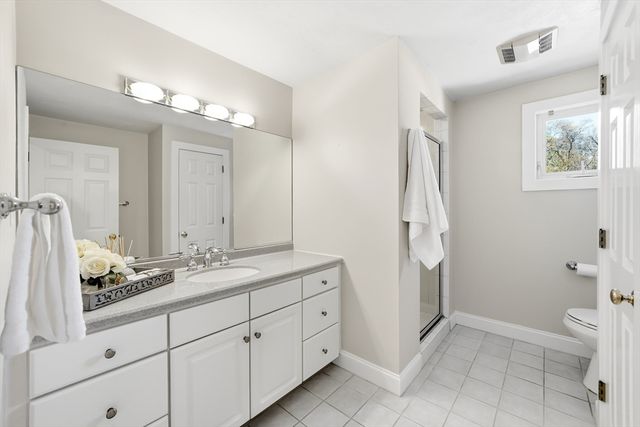 98 Blossomcrest Rd, Lexington, MA 02421