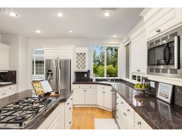2848 Nw 126TH Ave, Portland, OR 97229