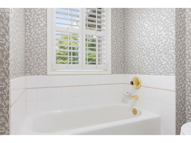 2848 Nw 126TH Ave, Portland, OR 97229