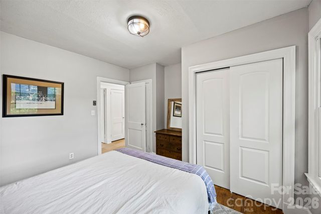 1206 South Point Road, Belmont, NC 28012