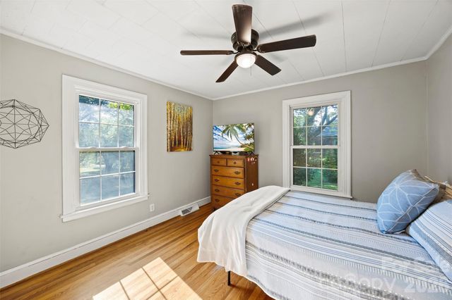 1206 South Point Road, Belmont, NC 28012