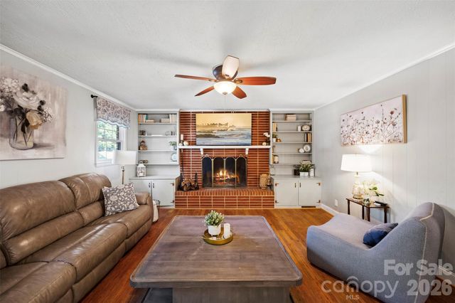 1206 South Point Road, Belmont, NC 28012