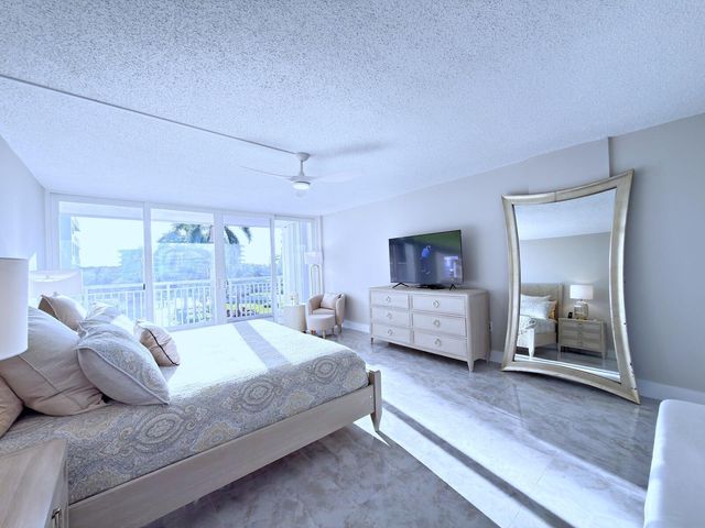 3546 S Ocean Boulevard 316, South Palm Beach, FL 33480