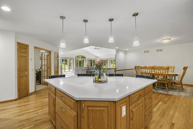 W12440 Northern Cross Arm Road, Lodi, WI 53555