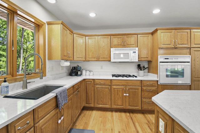 W12440 Northern Cross Arm Road, Lodi, WI 53555