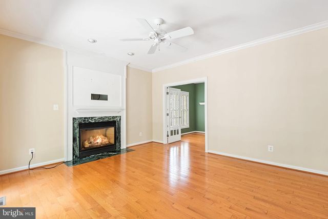 2202 SARAH WOODS CT, Vienna, VA 22182