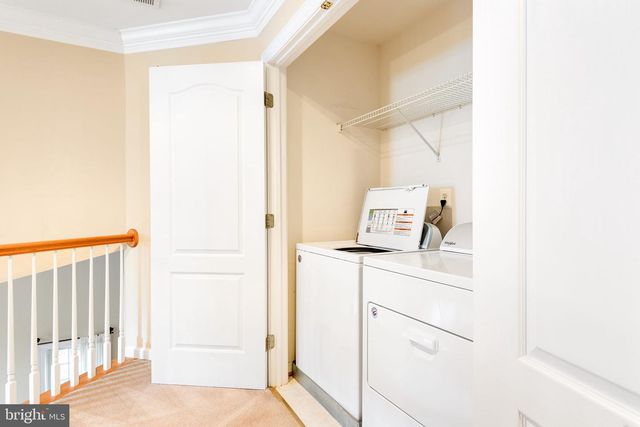 2202 SARAH WOODS CT, Vienna, VA 22182