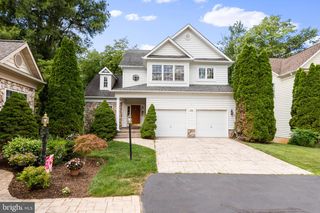 2202 SARAH WOODS CT, Vienna, VA 22182