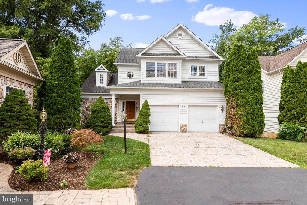 2202 SARAH WOODS CT, Vienna, VA 22182