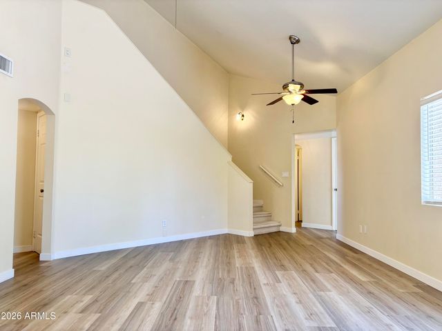 4213 W CALAVAR Road, Phoenix, AZ 85053