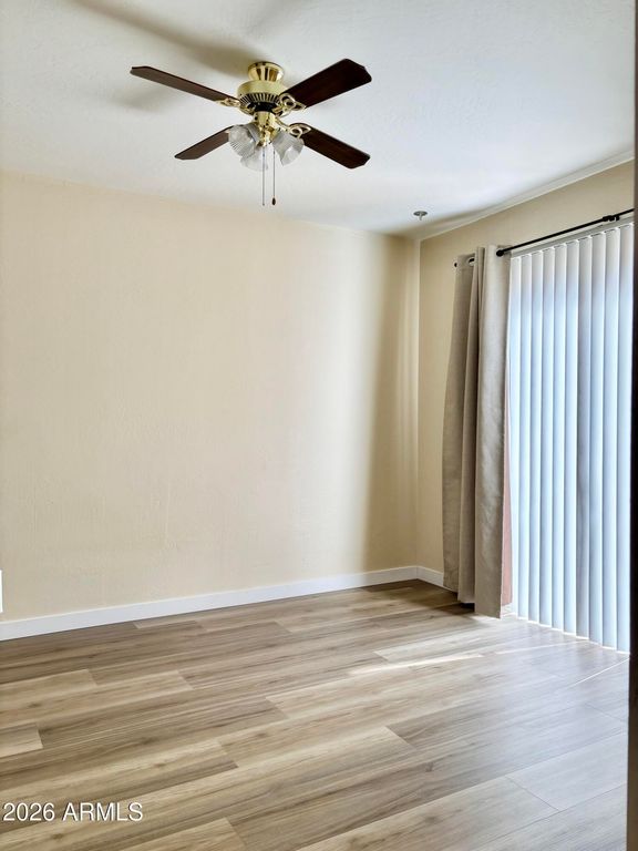 Image 21 of property listing at 4213 W CALAVAR Road, Phoenix, AZ 85053