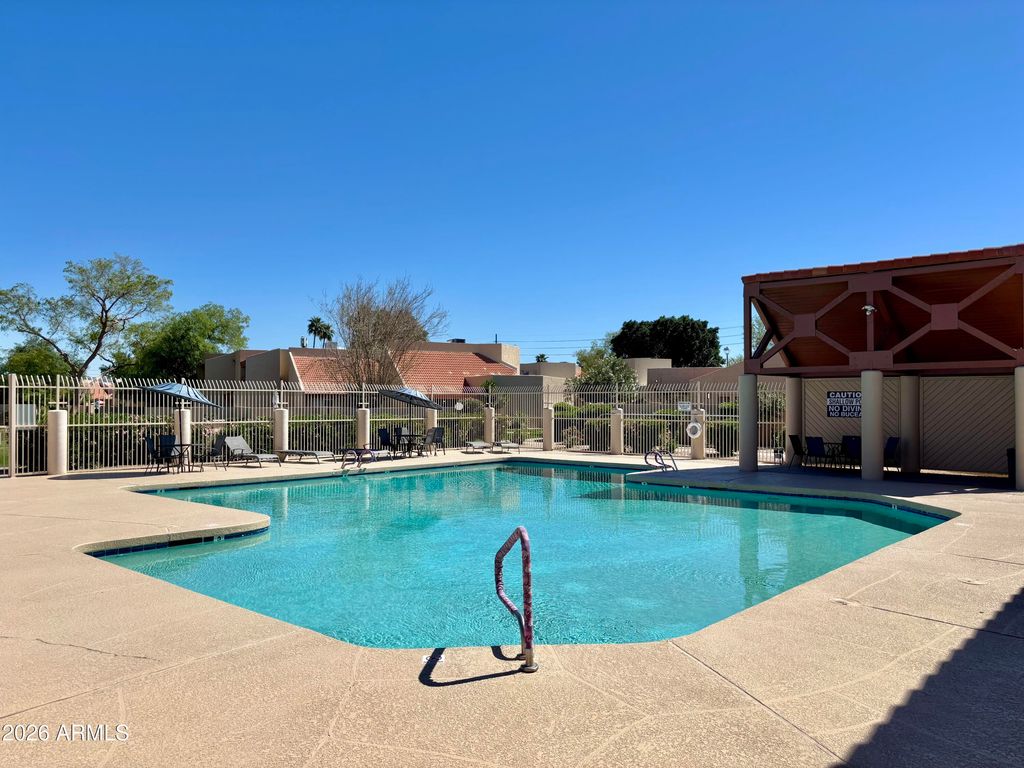Image 26 of property listing at 4213 W CALAVAR Road, Phoenix, AZ 85053