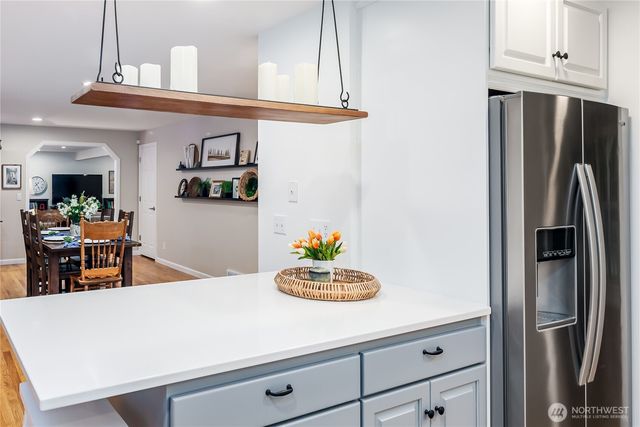 703 245th Place NE, Sammamish, WA 98074