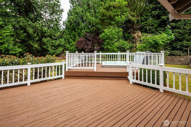 703 245th Place NE, Sammamish, WA 98074