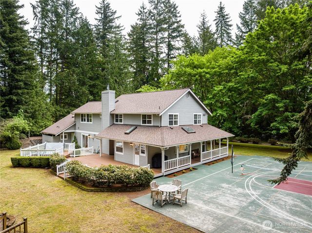 703 245th Place NE, Sammamish, WA 98074