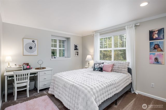 703 245th Place NE, Sammamish, WA 98074