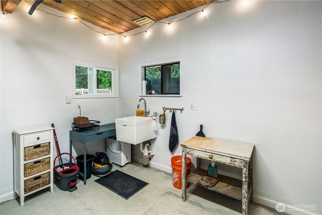 703 245th Place NE, Sammamish, WA 98074