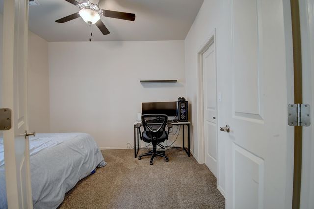 1330 Tierra Verde Loop NW, Los Lunas, NM 87031