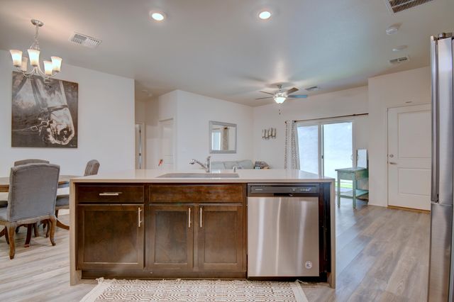 1330 Tierra Verde Loop NW, Los Lunas, NM 87031
