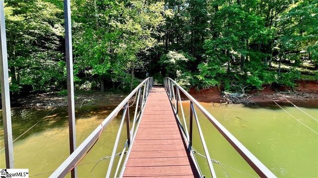 223 Brookside Drive, Westminster, SC 29693