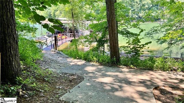 223 Brookside Drive, Westminster, SC 29693