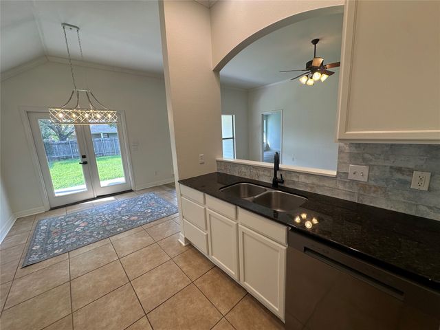 3318 Cane Break Drive, Bossier City, LA 71111