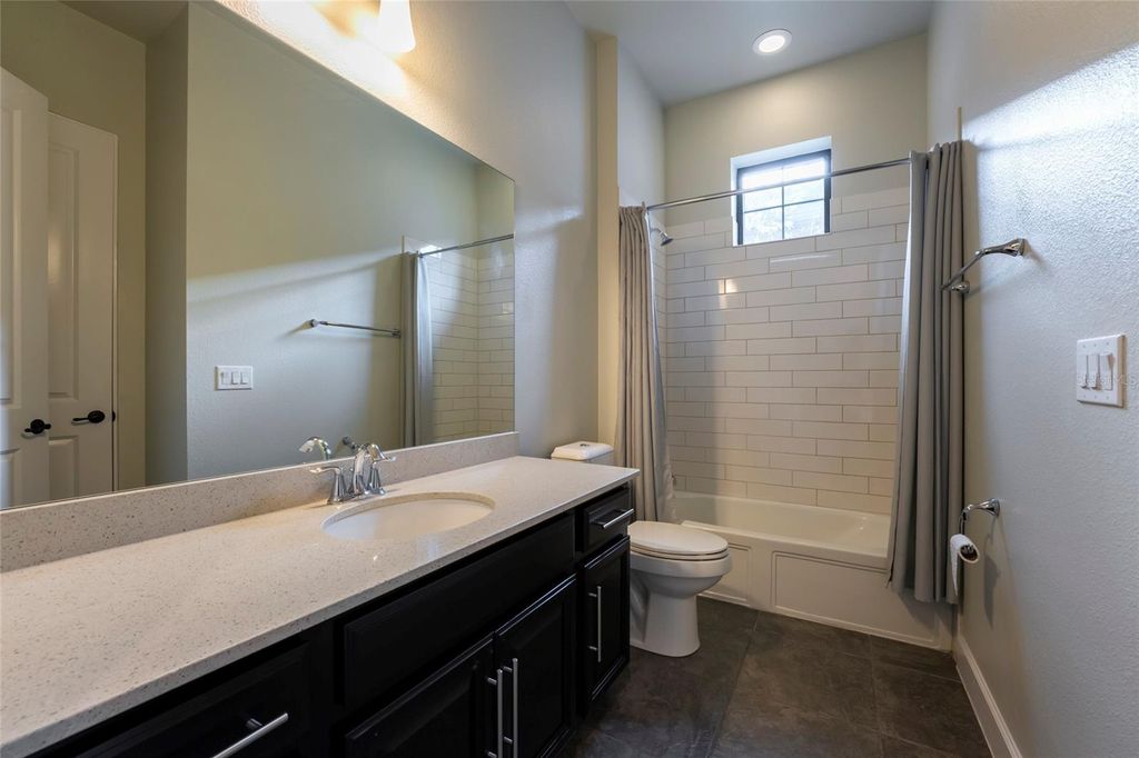 Image 29 of property listing at Address unavailable.
