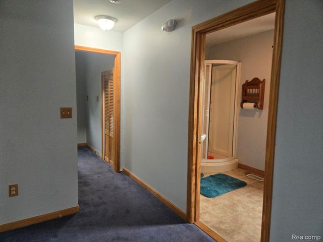 24306 Eureka Road, Taylor, MI 48180