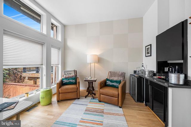 114 BAINBRIDGE ST, Philadelphia, PA 19147