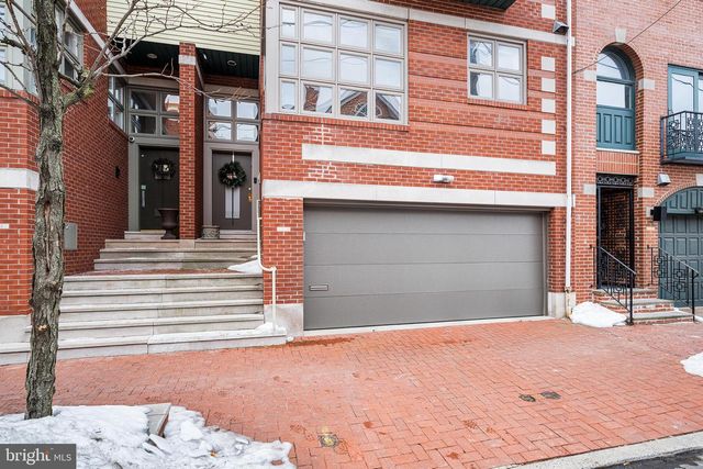 114 BAINBRIDGE ST, Philadelphia, PA 19147