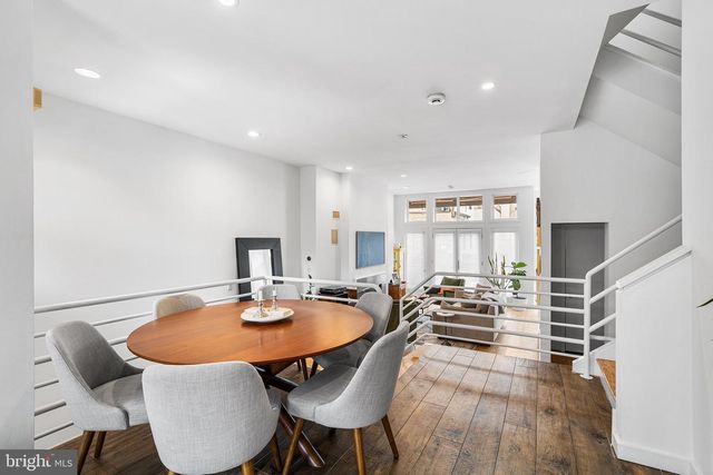 114 BAINBRIDGE ST, Philadelphia, PA 19147