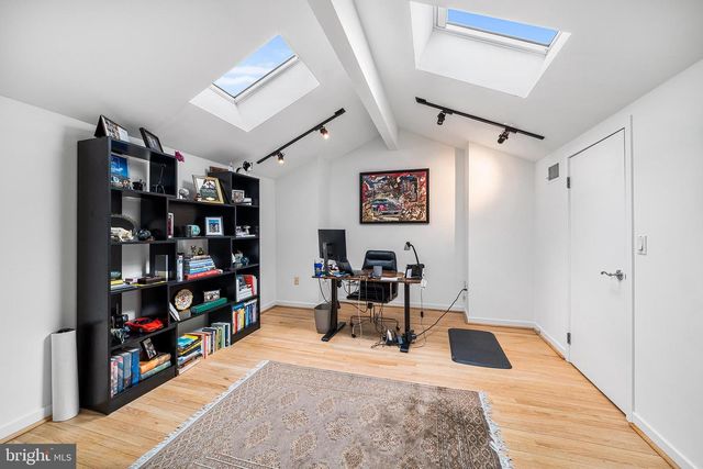 114 BAINBRIDGE ST, Philadelphia, PA 19147