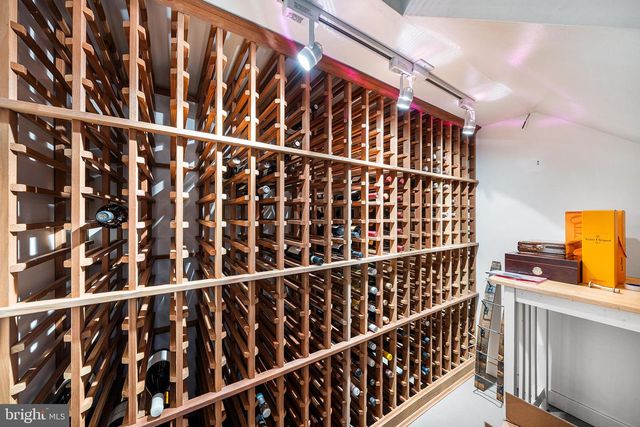 114 BAINBRIDGE ST, Philadelphia, PA 19147