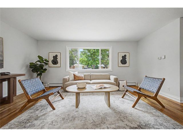 328 Troy St, Aurora, CO 80011