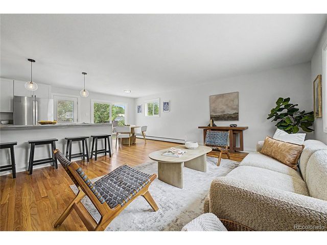 328 Troy St, Aurora, CO 80011