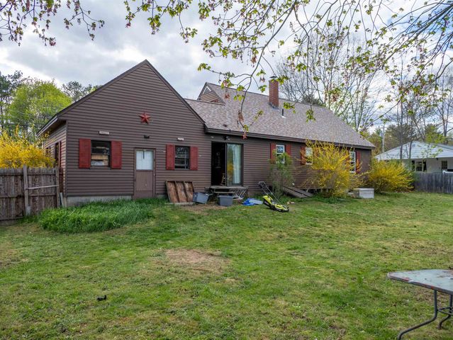 11 Guy Street, Somersworth, NH 03878