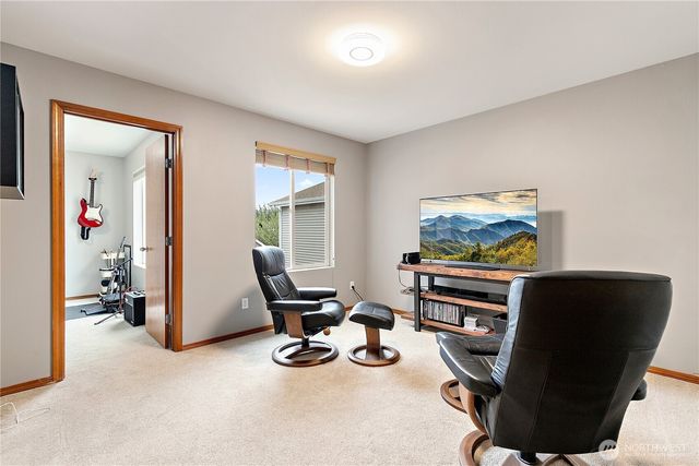 28117 239th Place SE, Maple Valley, WA 98038