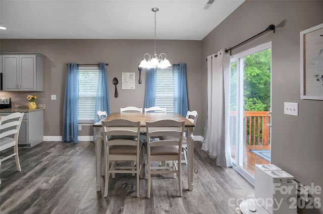 122 Windstone Drive, Troutman, NC 28166