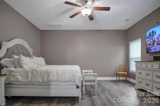 122 Windstone Drive, Troutman, NC 28166