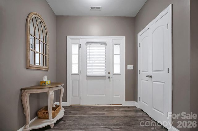 122 Windstone Drive, Troutman, NC 28166