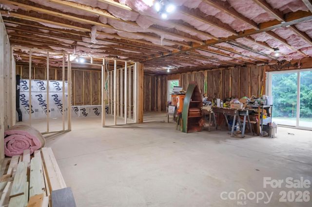122 Windstone Drive, Troutman, NC 28166