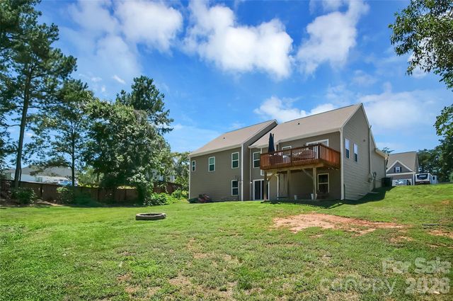 122 Windstone Drive, Troutman, NC 28166