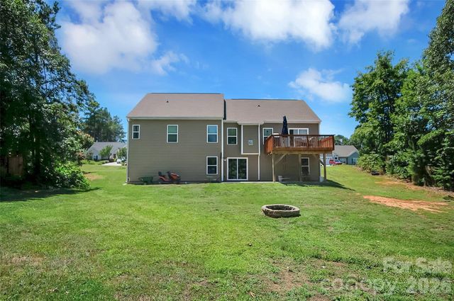 122 Windstone Drive, Troutman, NC 28166