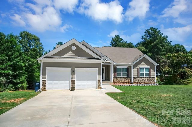 122 Windstone Drive, Troutman, NC 28166