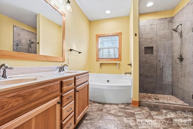 3108 Arden Way, Claremont, NC 28610