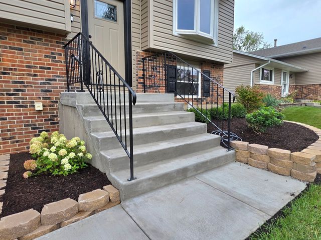 7665 W Sterling Drive, Frankfort, IL 60423