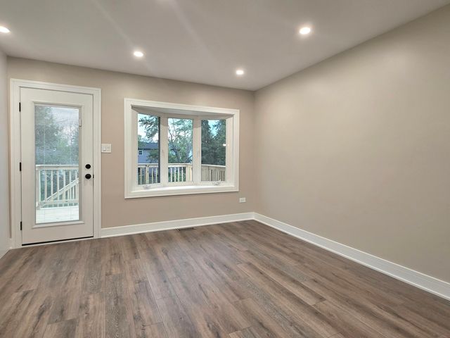 7665 W Sterling Drive, Frankfort, IL 60423