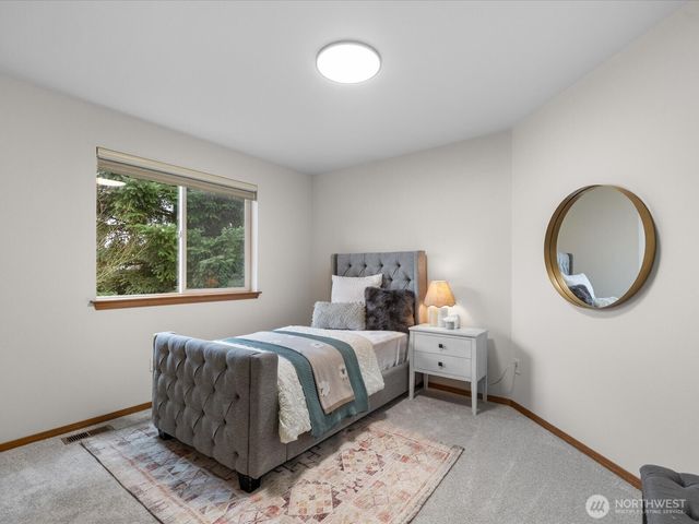 20307 11th Avenue W, Lynnwood, WA 98036