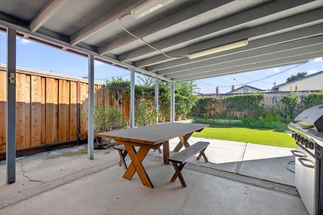 1948 Daytona Dr, San Jose, CA 95122